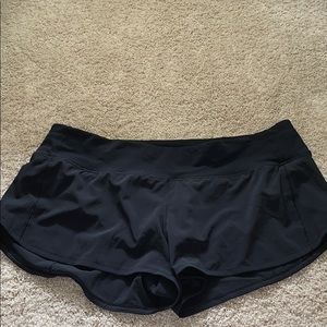 Lululemon Speed Up Women’s Shorts